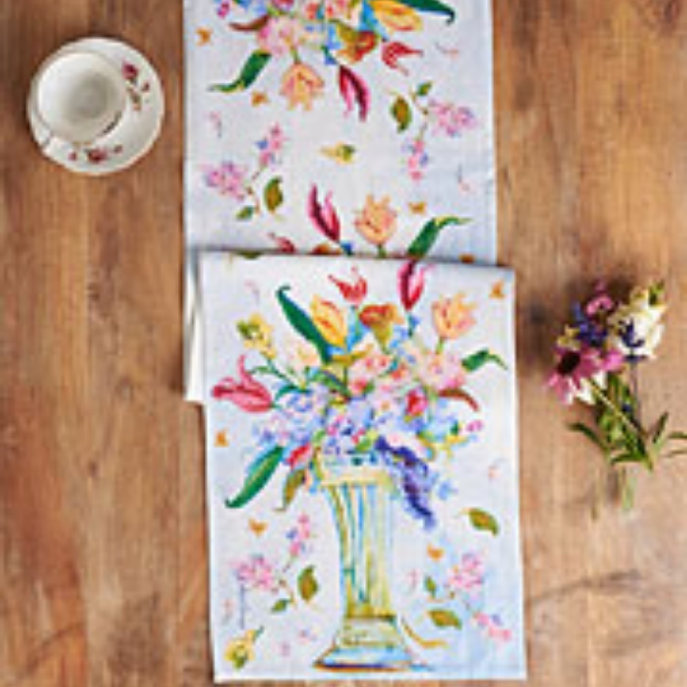 April Cornell Table Runner Spring Romance NWT - Picture 2 of 2